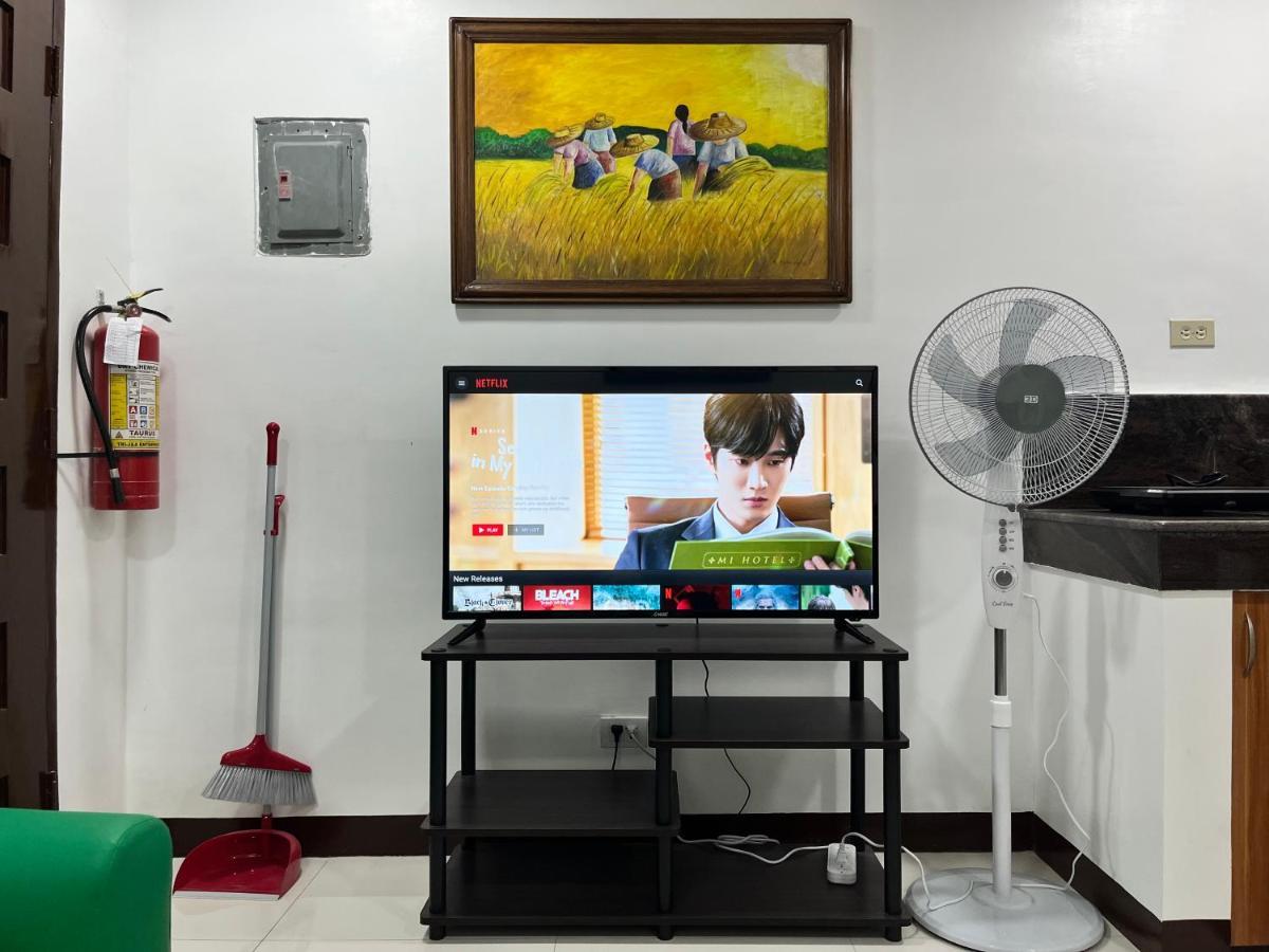 Hrs Apartelle Talisay  Esterno foto