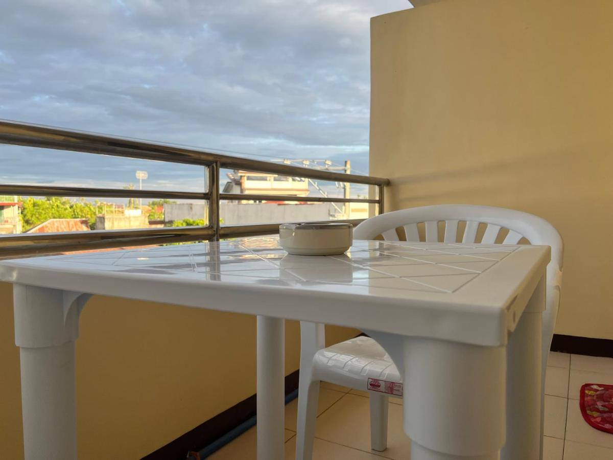 Hrs Apartelle Talisay  Esterno foto